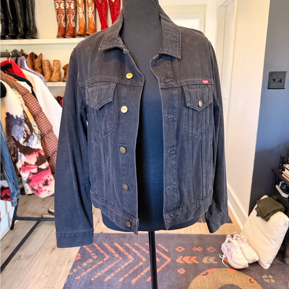 Wrangler Women's Washed Black Denim Jacket